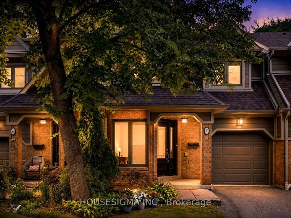2199 Burnhamthorpe Rd W #7, Mississauga, ON L5L 5M7