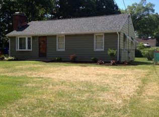 105 Brewster St, Springfield, MA 01119