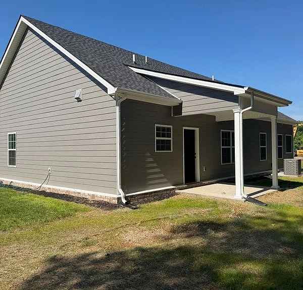 124 Centennial Ln — Photo 35