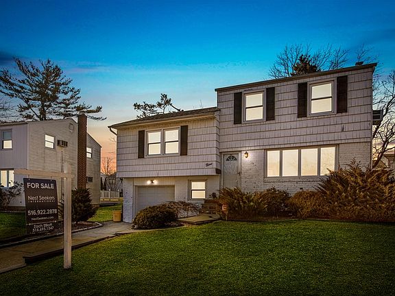 3rd image of 9 Pearl Dr
