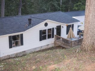 79 Maple Ridge Lake Dr, Dawsonville, GA 30534