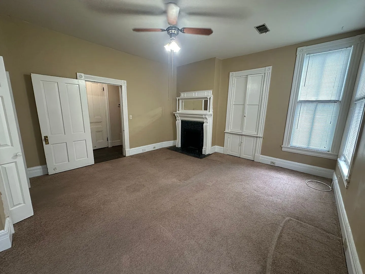 1 bed, 1.0 bath, 752 sqft, $995 — Photo 3