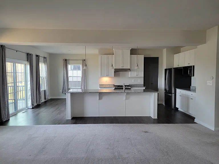 1009 Headquarters Way — Photo 26