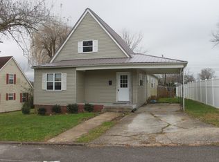 105 Cross St, Oneida, TN 37841