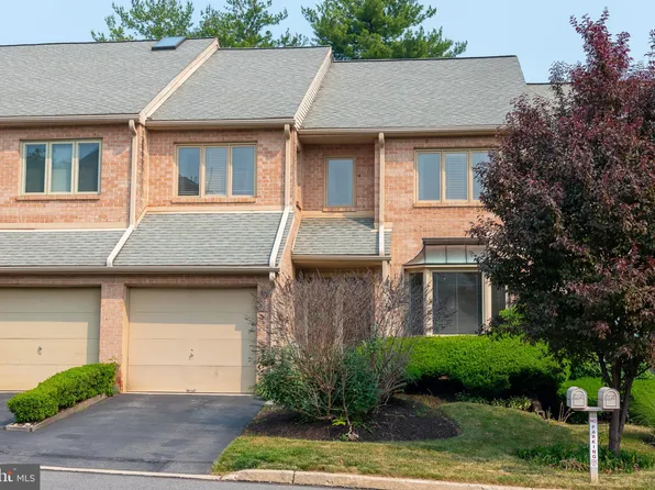 12 Militia Hill Dr, Chesterbrook, PA 19087