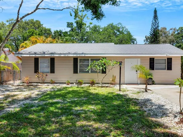 2545 Arlington St, Sarasota, FL 34239