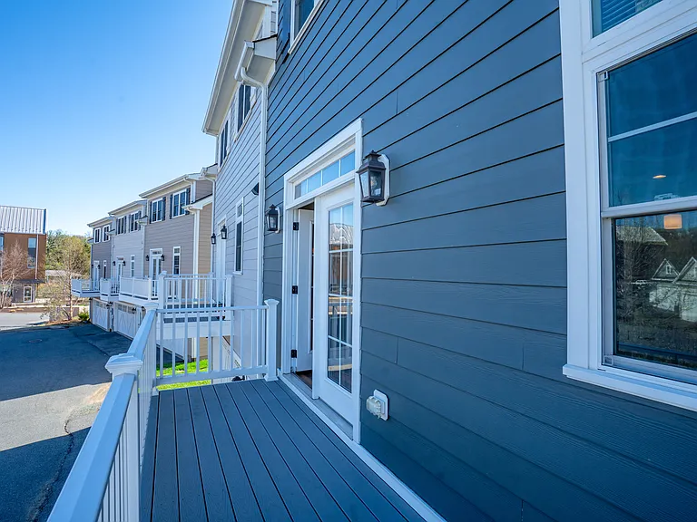 510 Trailside Dr — Photo 10
