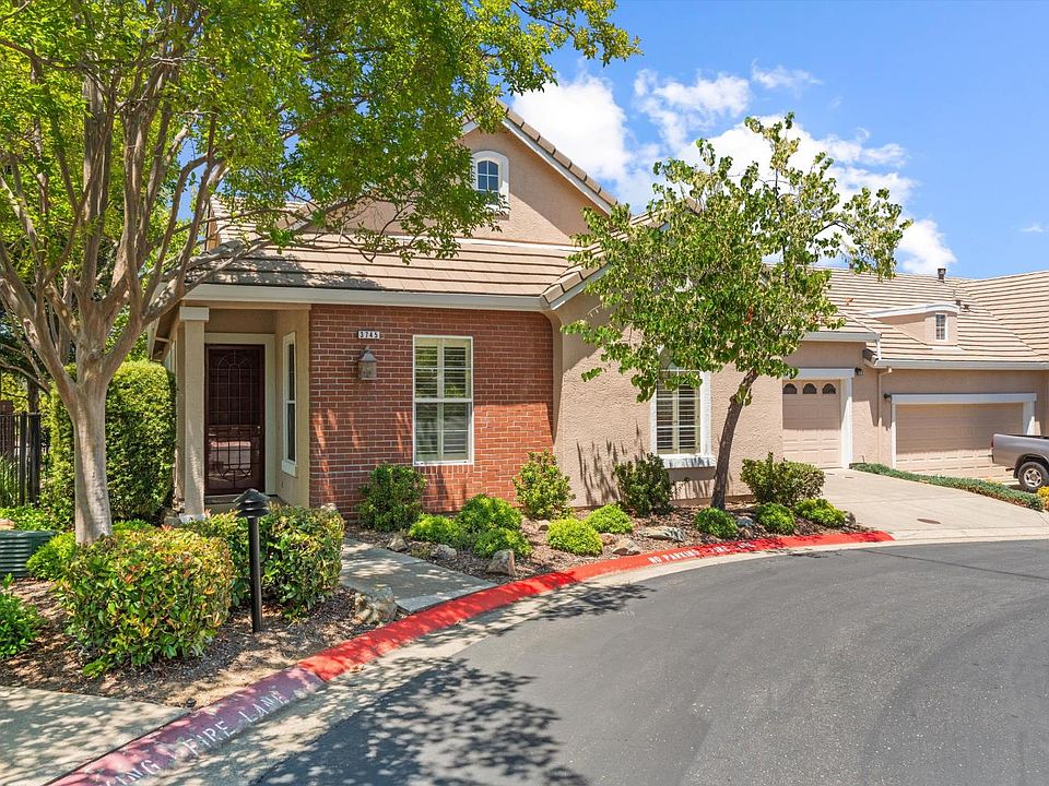 1st image of 3745 Park Dr