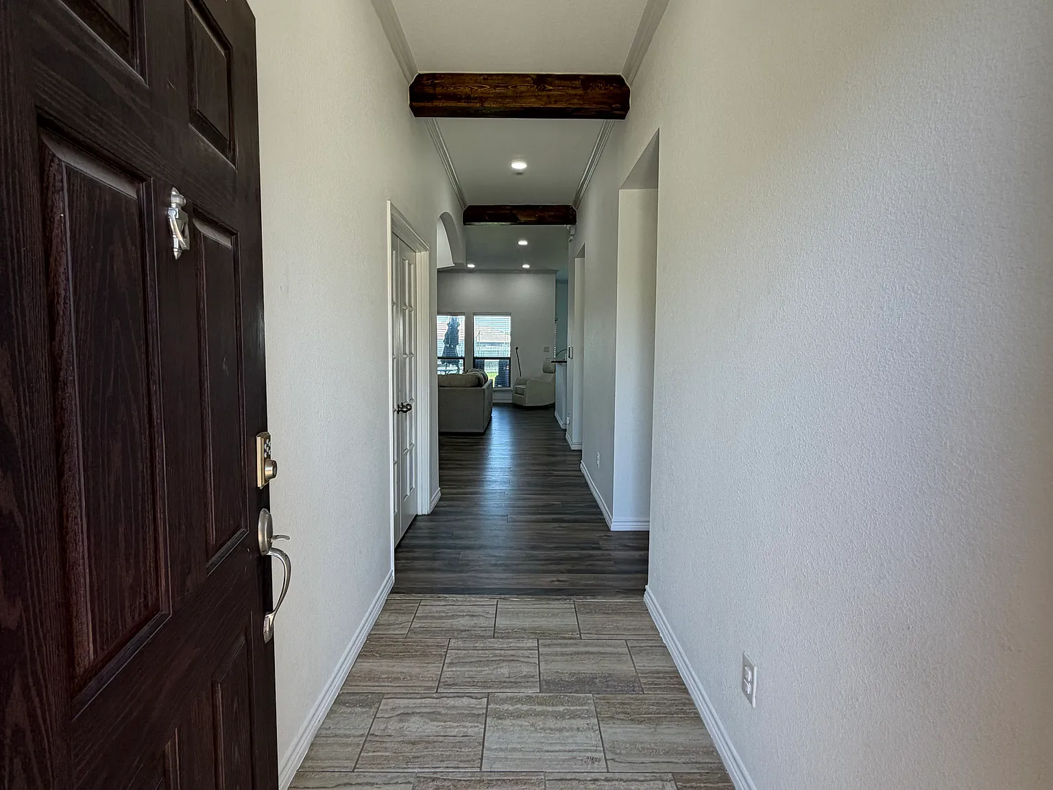 1917 Louis Miller Dr — Photo 4