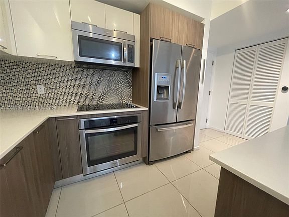 3rd image of 5252 NW 85th Ave APT 1109