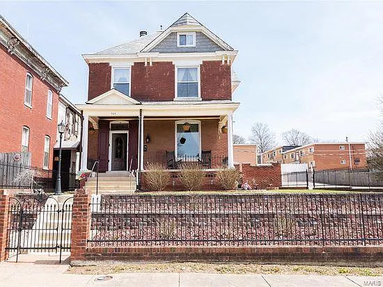 504 S High St photo 1