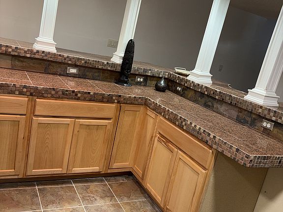 4th image of 2577 Terrace Trl