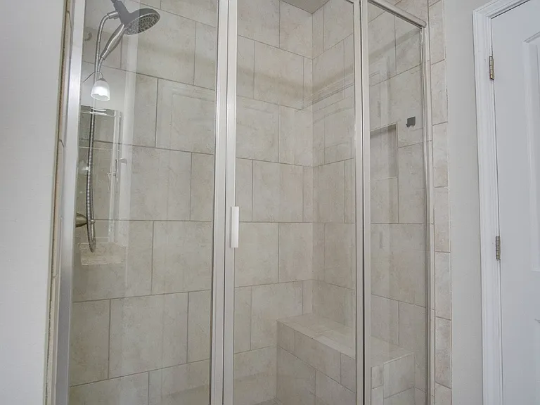 1724 Waterford Sound Blvd — Photo 16