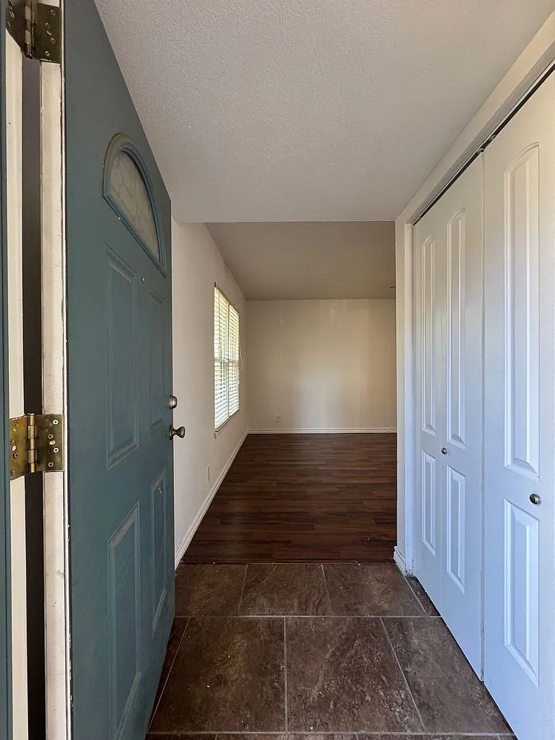 Sahara Suites Apartments — Photo 2