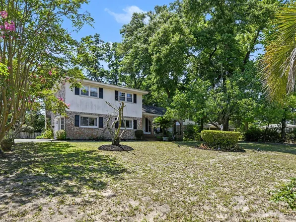649 Pelzer Dr, Mount Pleasant, SC 29464