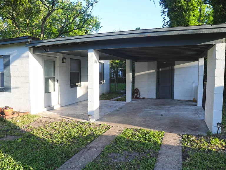5084 Andrews St — Photo 5