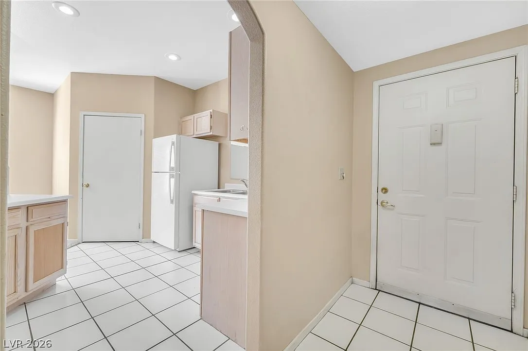 2 bed, 2.0 bath, 1131 sqft, $1,450 — Photo 4