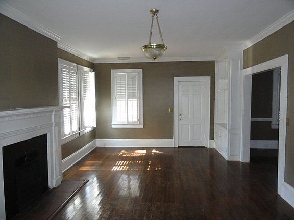 3rd image of 1534 Beal St