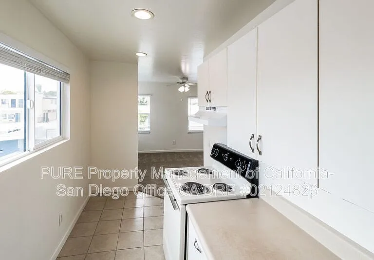1611 30th St #4 — Photo 14