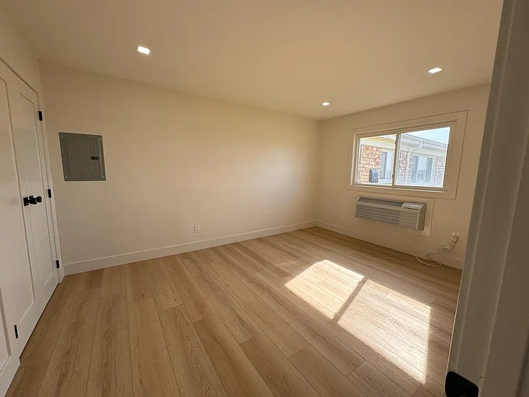 One Ocean Residences — Photo 18