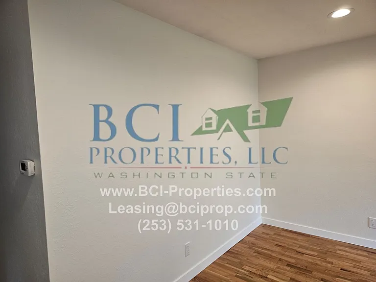 8811 Forest Ave SW — Photo 12