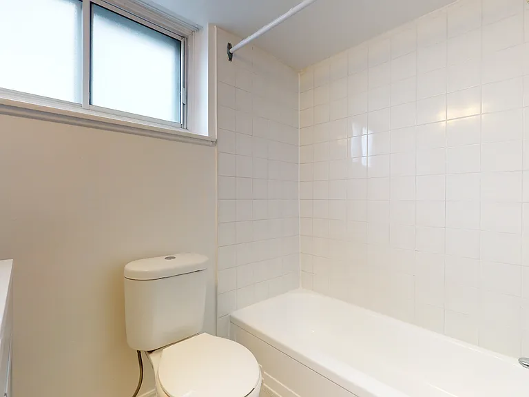 335 Cooper St — Photo 53