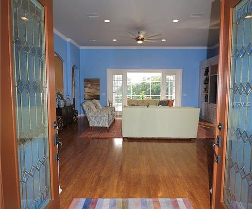 5th image of 7102 Southgate Ct