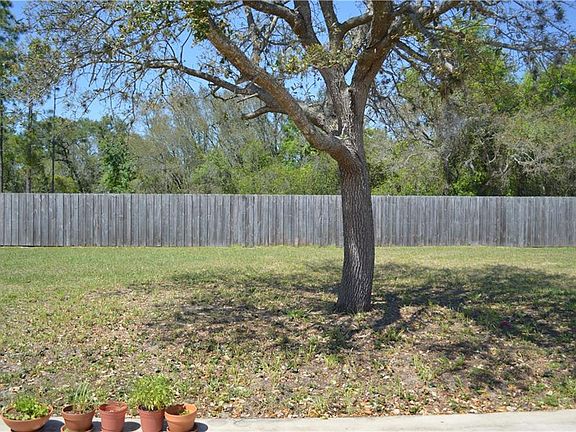 5th image of 351 Pebble Ct