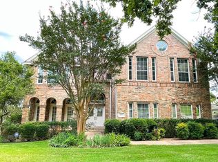 2301 Cliffs Edge Dr, Austin, TX 78733