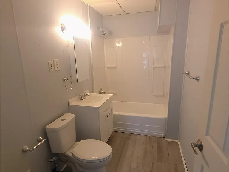 406 Union Pl — Photo 9