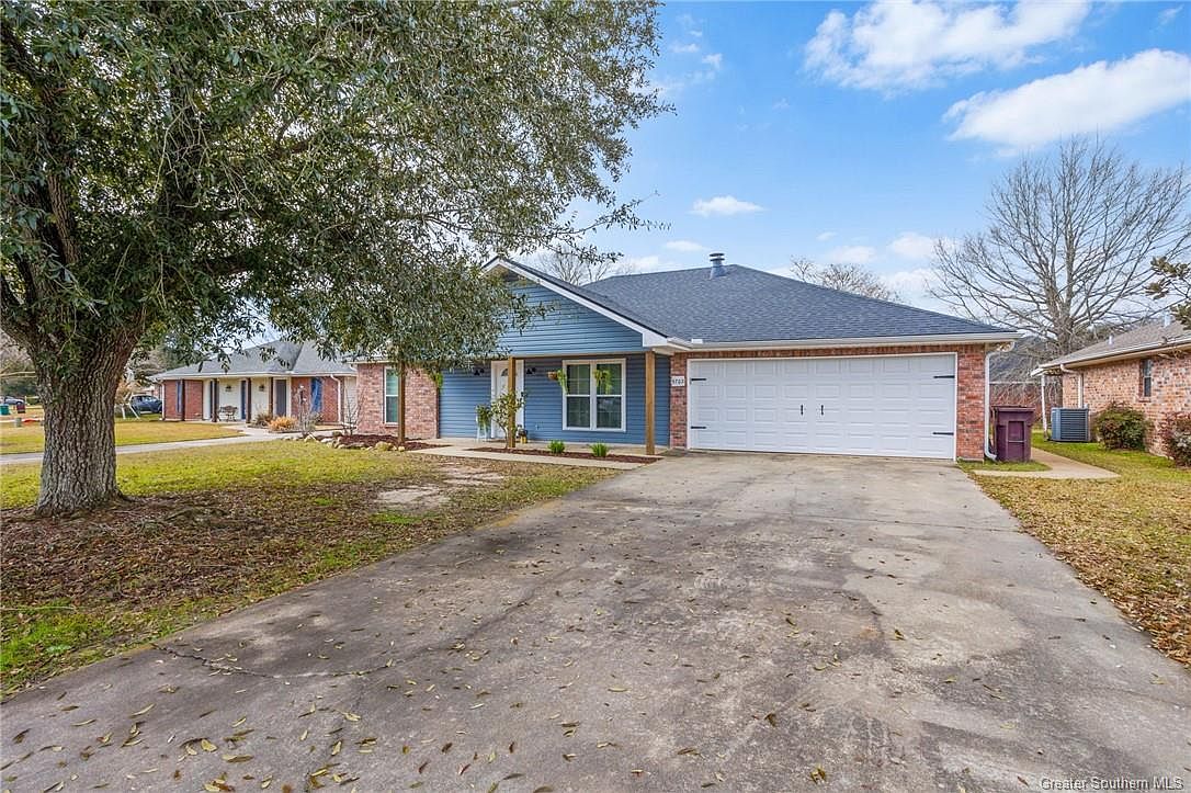 5702 Stonehaven Ln, Lake Charles, LA 70605 | Zillow