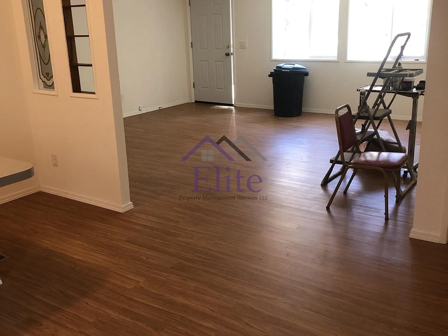 3 bed, $1,900 — Photo 2