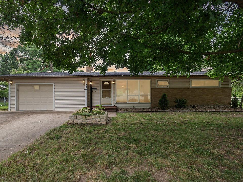 1st image of 505 Seminole Dr