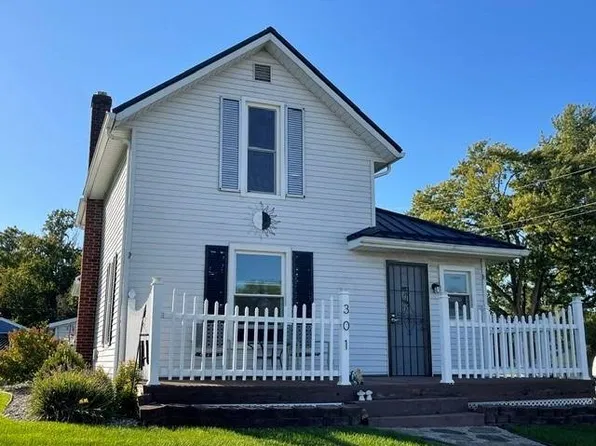 301 Indiana Ave, Wakarusa, IN 46573