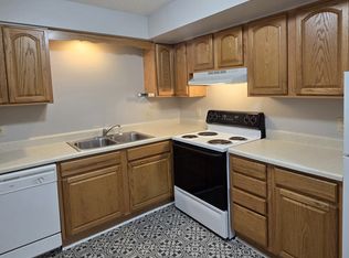 8452 Monroe St APT 3, Omaha, NE 68127