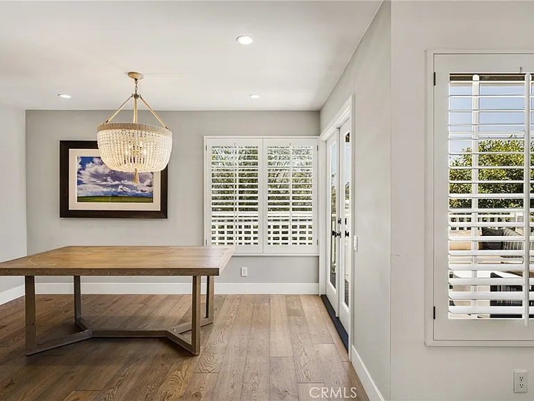 2726 Hilltop Dr — Photo 12