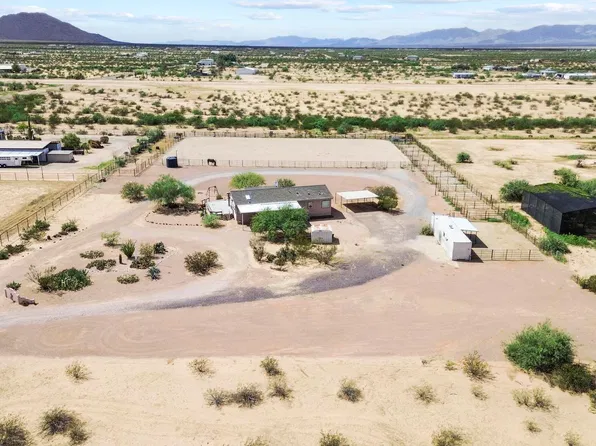 51504 W DONALD Road, Aguila, AZ 85320