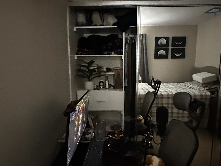 25 Santa Monica St — Photo 2