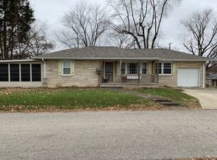 102 N Center St, Petersburg, IN 47567