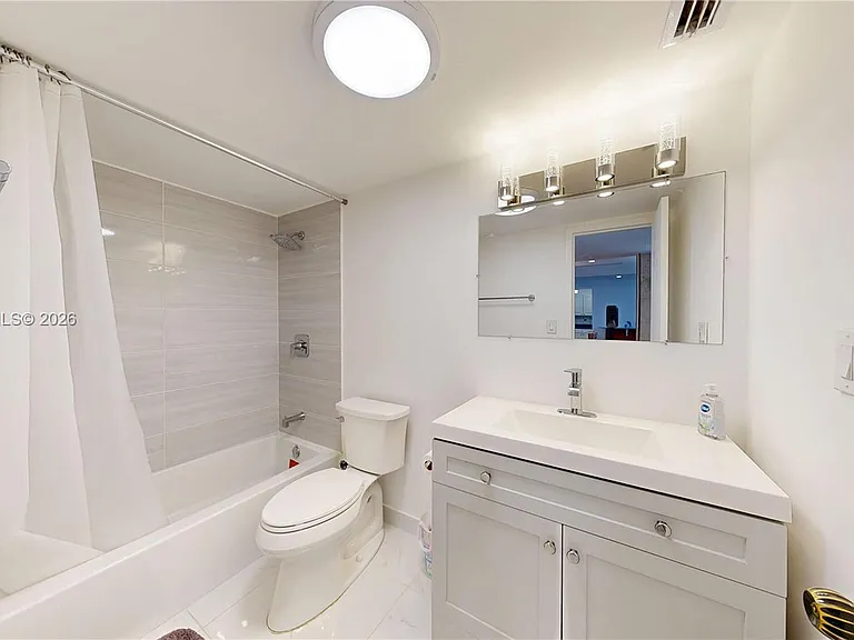 3140 S Ocean Dr #2106 — Photo 16