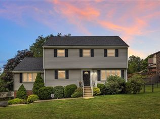 4093 Briarwood Dr, Jeannette, PA