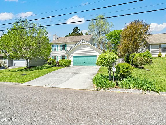 2nd image of 5909 Tennyson Dr