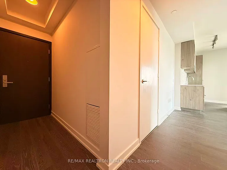 1 Yorkville Ave #3408 — Photo 3