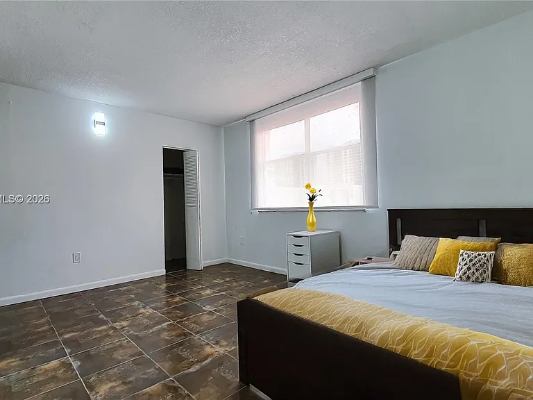 1655 NE 115th St #28B — Photo 10