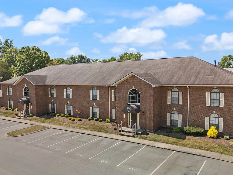 40 Wynn Gate Ct — Photo 1