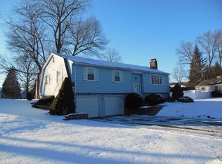 31 Kerry Ln, West Springfield, MA 01089