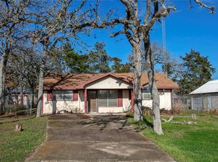 111 S Yaupon Dr, Somerville, TX 77879