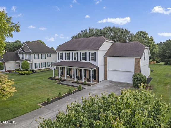 2nd image of 635 Hirst Cir