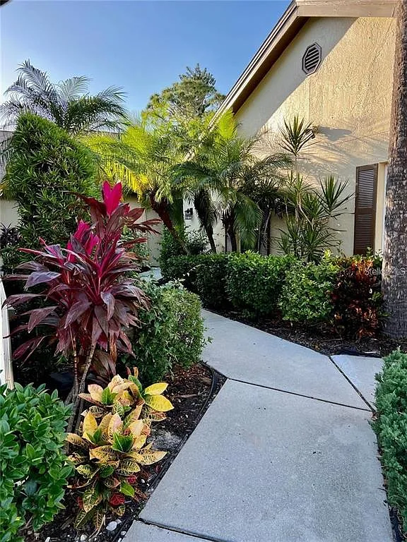 3 bed, 2.0 bath, 1518 sqft, $2,750 — Photo 2