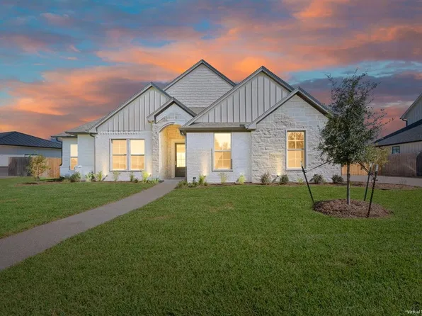 168 Water View Ln, Waco, TX 76706